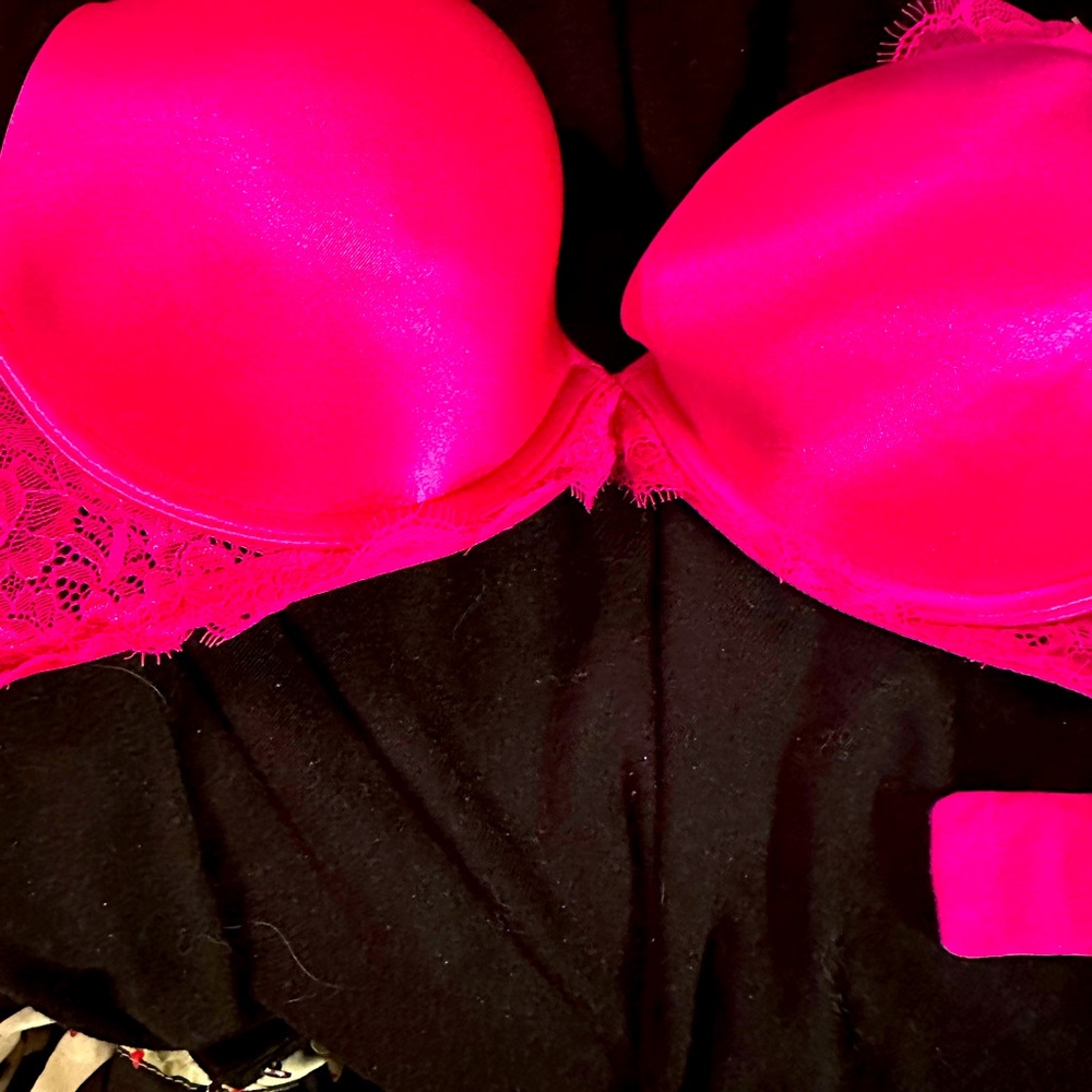 HOT HOT PINK!!